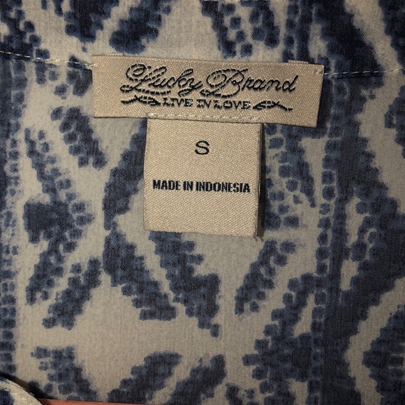 Lucky 🍀 brand print top - Picture 3 of 4